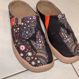 UIN Women's Blossom Slip On Shoes Colorful Comfortable Lightweight Sneakers